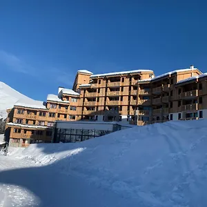 45m2 - Belle Plagne, Vue Sur Les Montagnes, Au Pied Des Pistes La Plagne